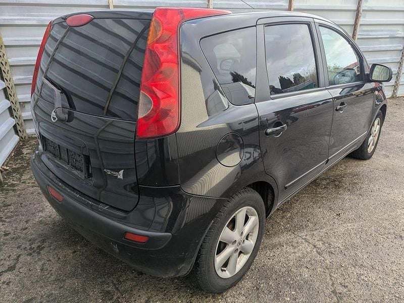 Gebraucht Nissan Note Acenta 88 PS (64 kW) 2006 Schwarz (metallic) Kleinwagen