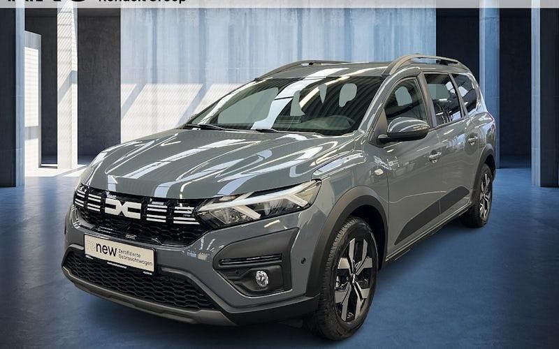 Second-hand Dacia Jogger Expression 110 CP (80 kW) 2025 Gri Monovolum