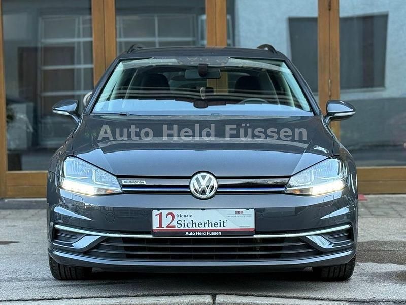 Gebraucht VW Golf VII 131 PS (96 kW) 2019 Grau Kombi