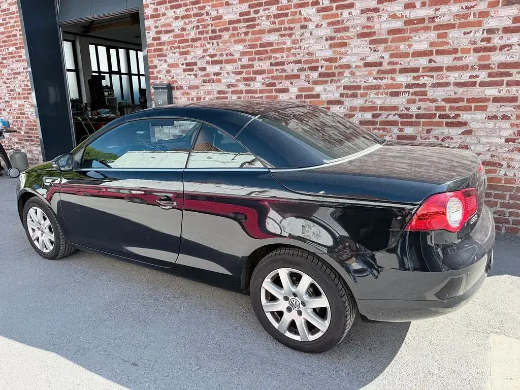 Usata VW Eos Edition 122 CV (89 kW) 2010 Nero Cabrio