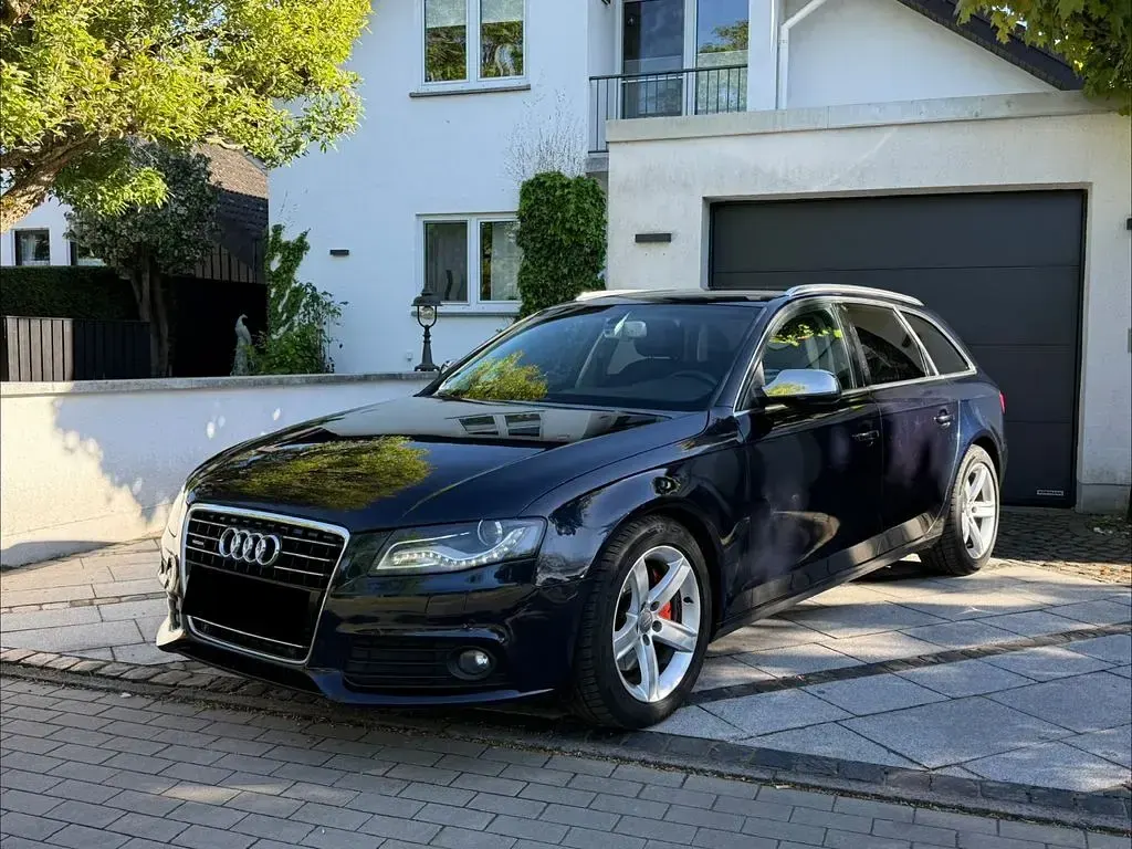 Używany Audi A4 Sport 239 KM (175 kW) 2011 Niebieski Kombi