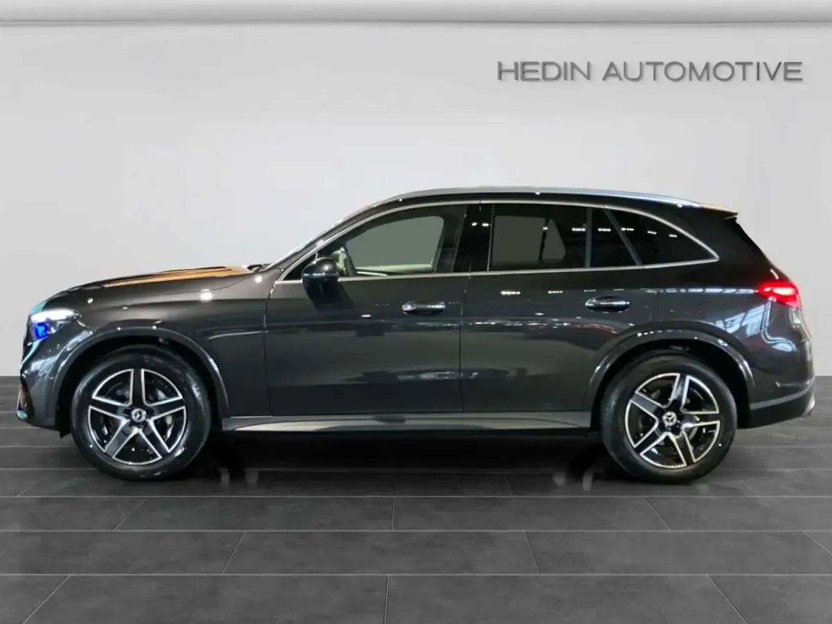Gebraucht Mercedes GLC220 AMG 197 PS (144 kW) 2025 Grau SUV