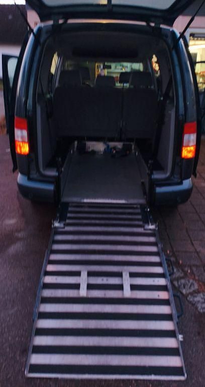 Grau Gebraucht 2009 VW Caddy Maxi Van / Kleinbus | 13.900 € - Bild 1/4