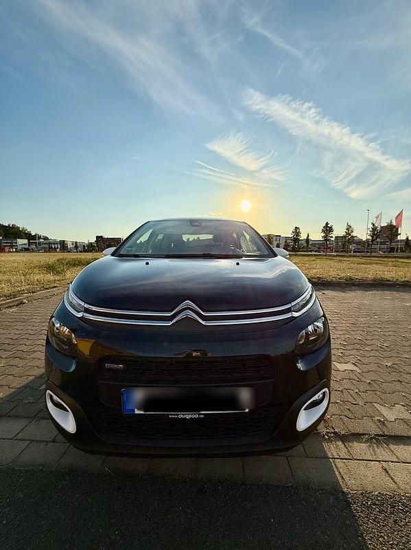 Schwarz Gebraucht 2017 Citroën C3 Shine Kleinwagen | 12.600 € (Fairer Preis) - Bild 1/4