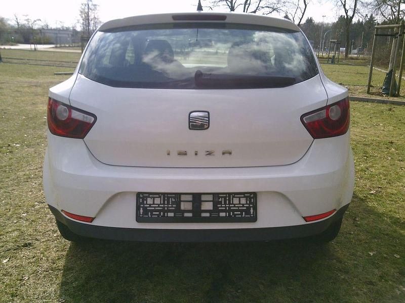 Gebraucht Seat Ibiza SC 60 PS (44 kW) 2011 Weiß Kleinwagen