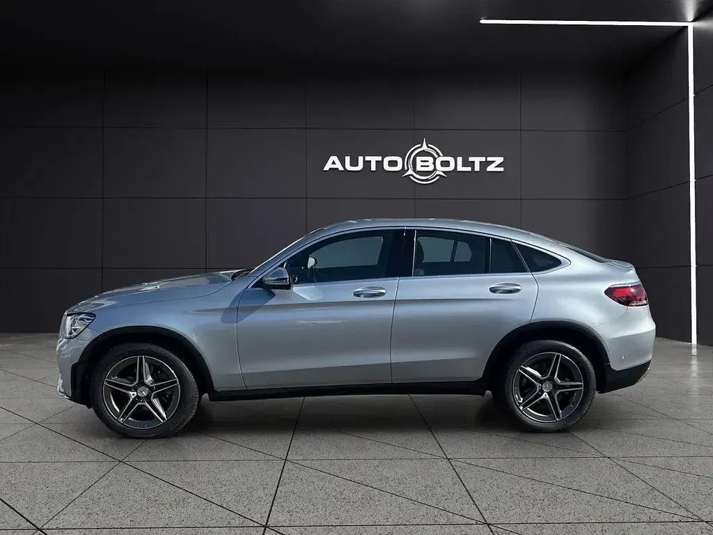 Gebraucht Mercedes GLC200 AMG 197 PS (144 kW) 2022 Silber/grau (metallic) SUV