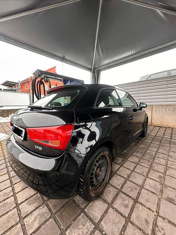 Gebraucht Audi A1 122 PS (89 kW) 2014 Schwarz Limousine