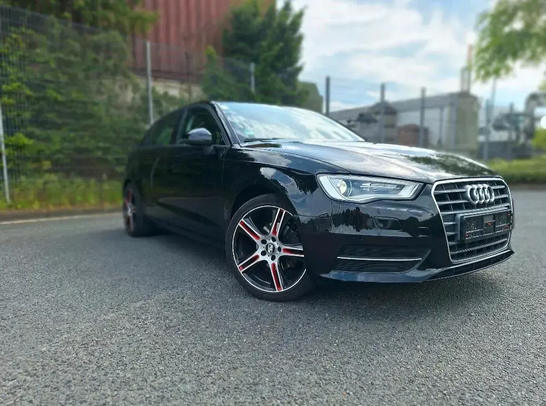 Gebraucht Audi A3 125 PS (91 kW) 2014 Schwarz Limousine