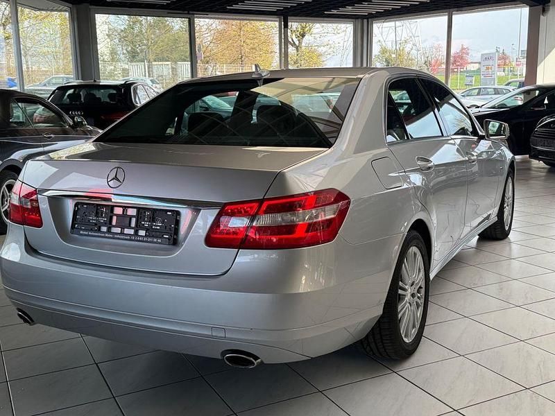 Second-hand Mercedes E350 265 CP (194 kW) 2012 Argintiu Berlinǎ