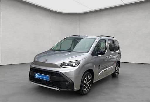 Gebraucht Toyota Proace Verso City 100 kW (136 PS) 2024 Silber Kombi