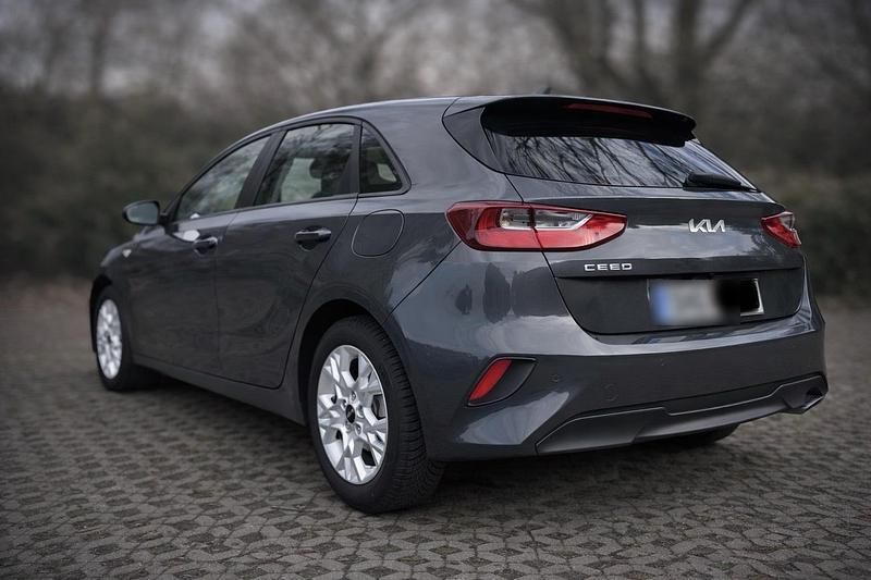 Gebraucht Kia Ceed Edition 7 101 PS (74 kW) 2022 Kleinwagen