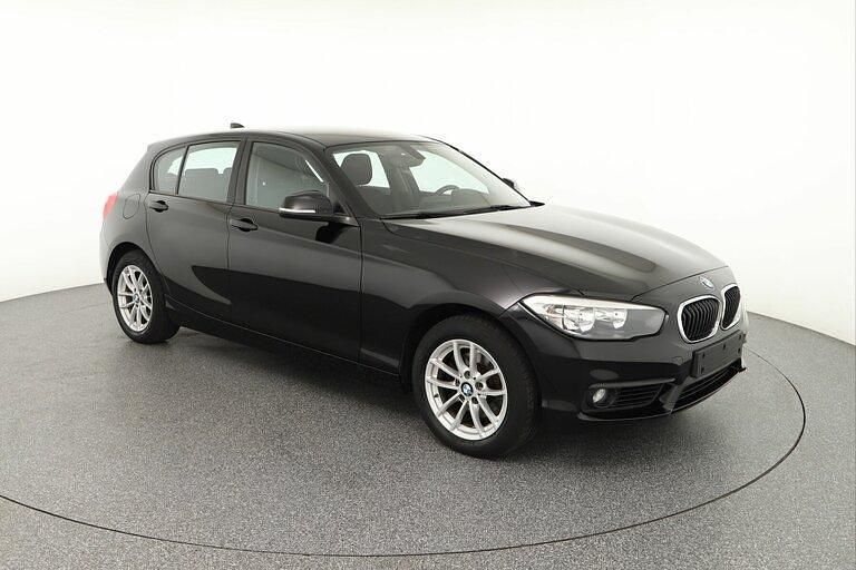 Schwarz Gebraucht 2018 BMW 120 Advantage Kleinwagen | 17.860 € (Guter Preis) - Bild 1/4