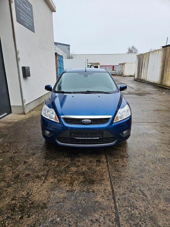 Gebraucht Ford Focus Style 101 PS (74 kW) 2009 Blau Limousine
