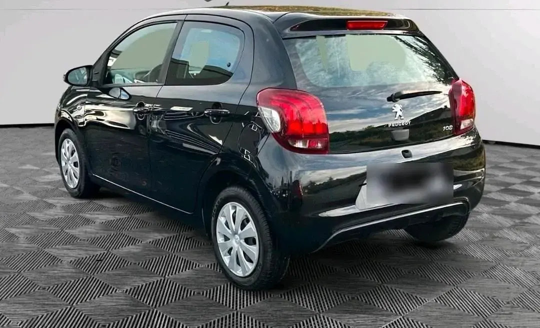 Gebraucht Peugeot 108 69 PS (50 kW) 2015 Schwarz Kleinwagen