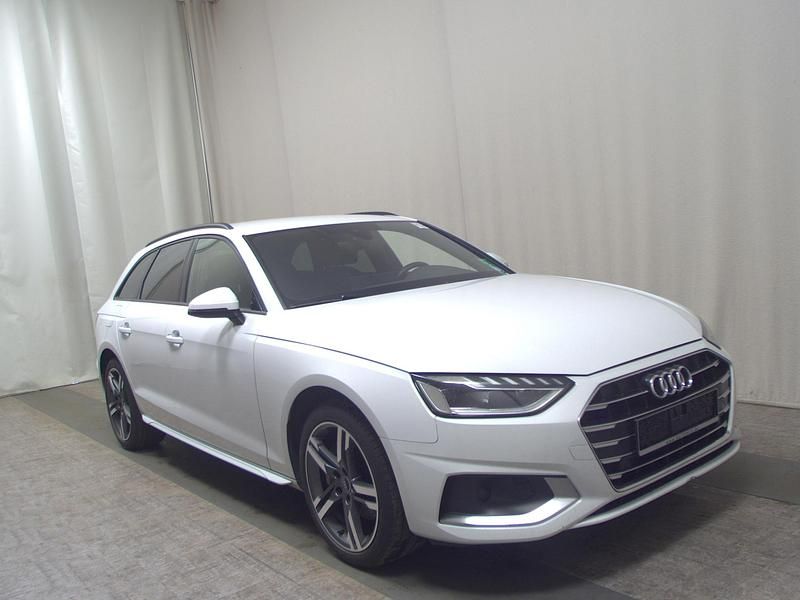 Gebraucht Audi A4 Advanced 204 PS (150 kW) 2023 Weiss Kombi