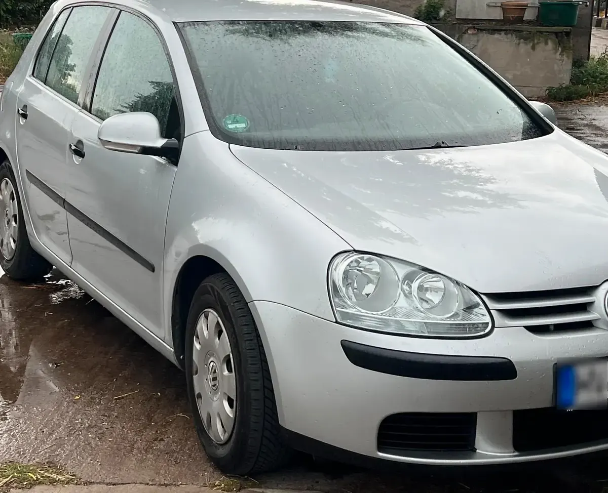 Gebraucht VW Golf V 75 PS (55 kW) 2004 Silber Kleinwagen