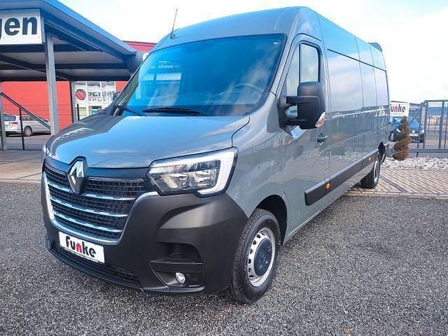 Grau Gebraucht 2023 Renault Master Van | 31.990 € (Etwas zu teuer) - Bild 1/4