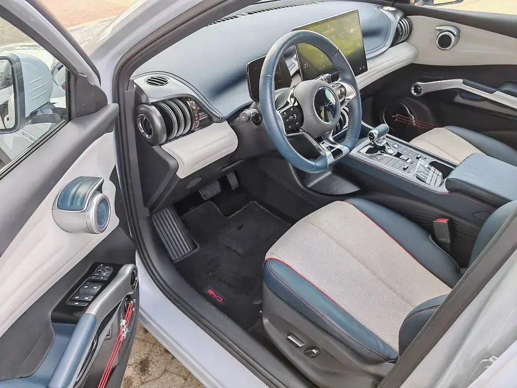 Gebraucht BYD Atto 3 Design 150 kW (204 PS) 2023 Silber SUV