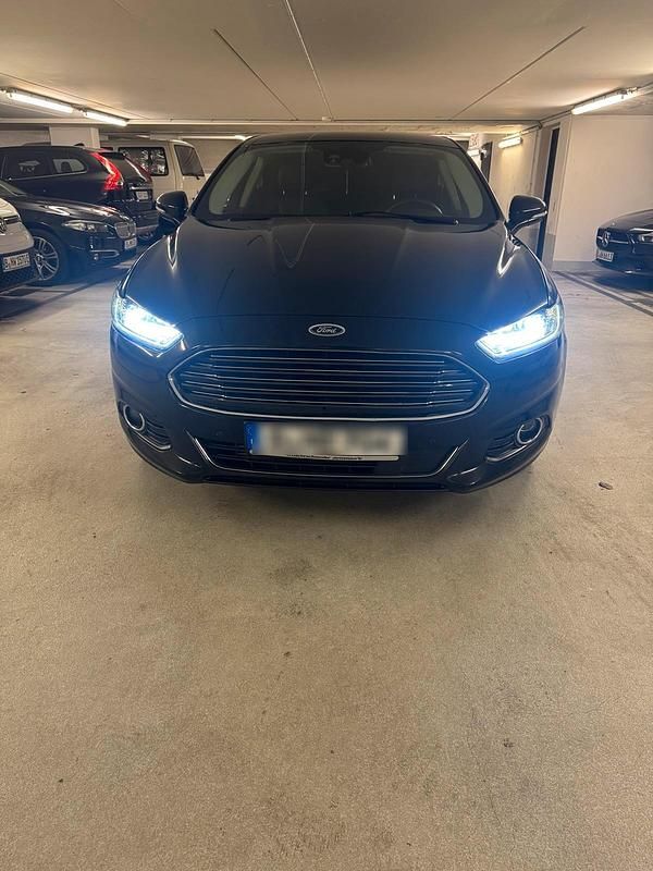Schwarz Gebraucht 2017 Ford Mondeo Kombi | 6.950 € (Superpreis) - Bild 1/4