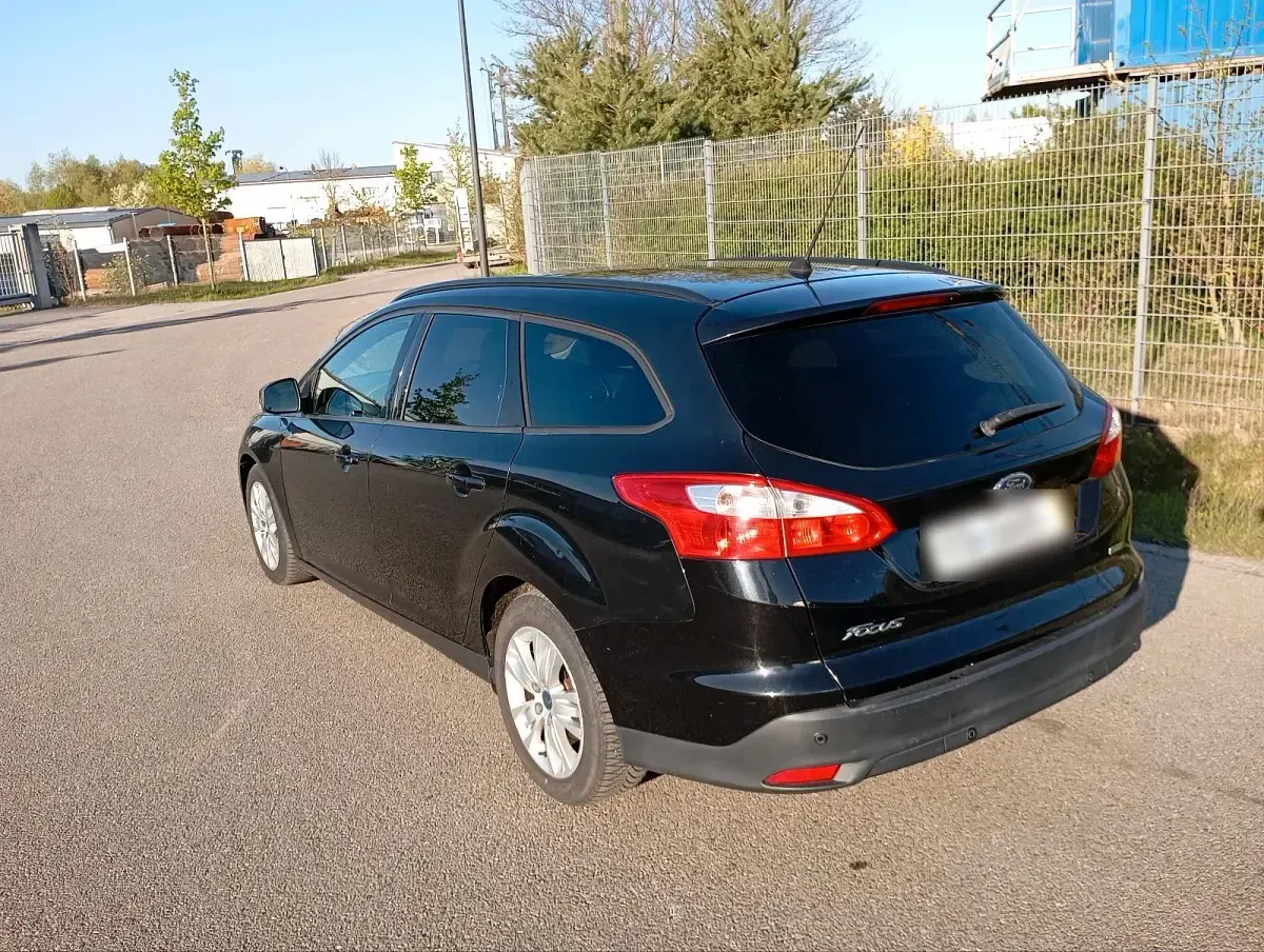 Second-hand Ford Focus 125 CP (91 kW) 2014 Negru Break