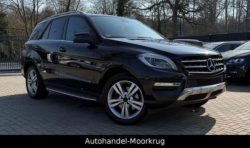 Gebraucht Mercedes ML350 258 PS (189 kW) 2012 Schwarz SUV