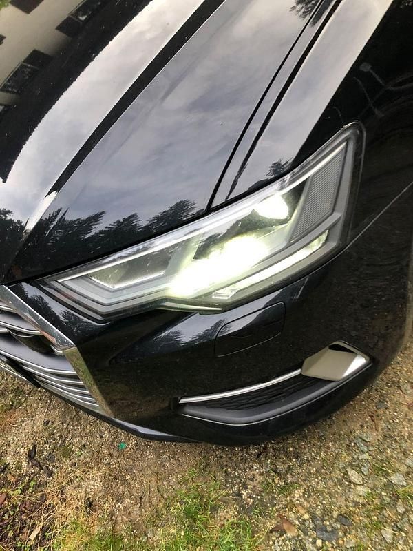 Second-hand Audi A6 204 CP (150 kW) 2022 Negru Break