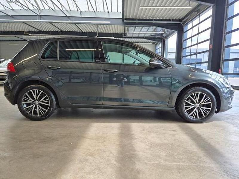 Gebraucht VW Golf VII Allstar 178 PS (130 kW) 2016 Grau Limousine