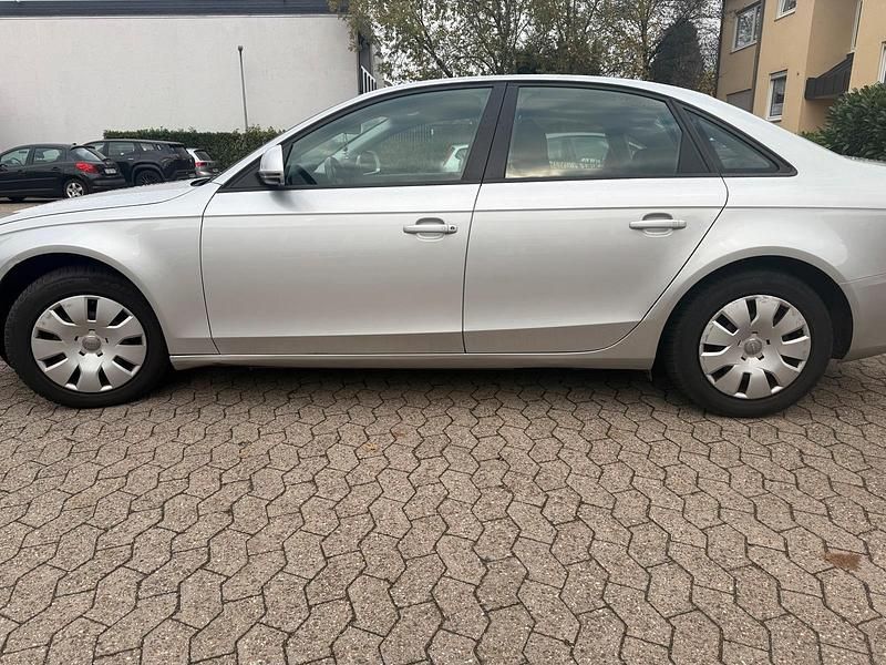 Gebraucht Audi A4 120 PS (88 kW) 2008 Silber Limousine