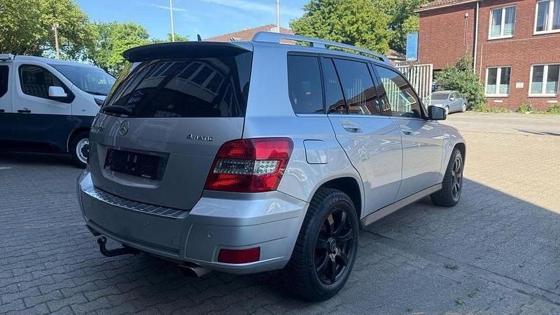 Gebraucht Mercedes GLK350 231 PS (169 kW) 2012 Silber SUV