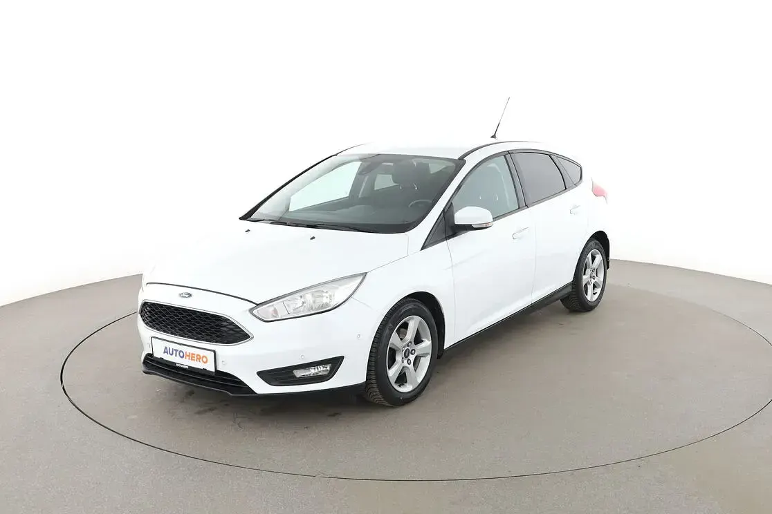 Gebraucht Ford Focus Trend 125 PS (91 kW) 2016 Limousine