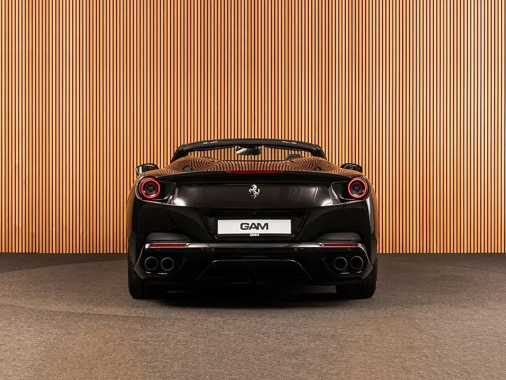 Gebraucht Ferrari Portofino 600 PS (441 kW) 2019 Schwarz Cabrio