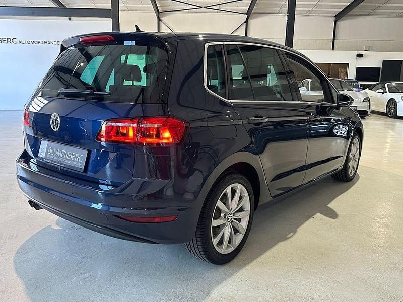 Gebraucht VW Golf Sportsvan Highline 125 PS (91 kW) 2014 Blau Van / Kleinbus