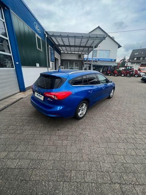 Gebraucht Ford Focus Cool & Connect 155 PS (114 kW) 2021 Blau Kombi