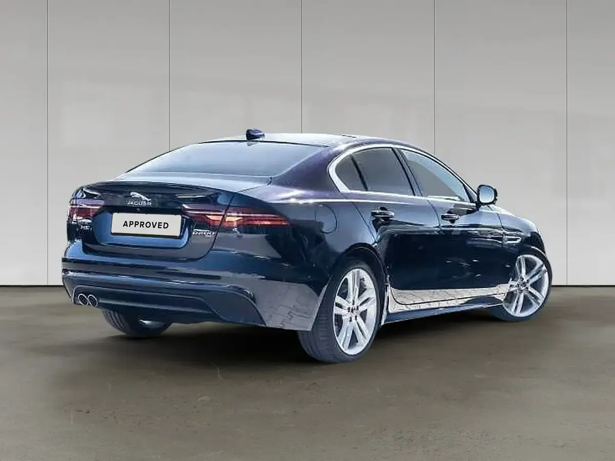 Gebraucht Jaguar XE R-Dynamic 206 PS (151 kW) 2021 Portofino blue Limousine