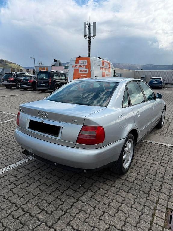 Gebraucht Audi A4 Sport 150 PS (110 kW) 1997 Schwarz Limousine