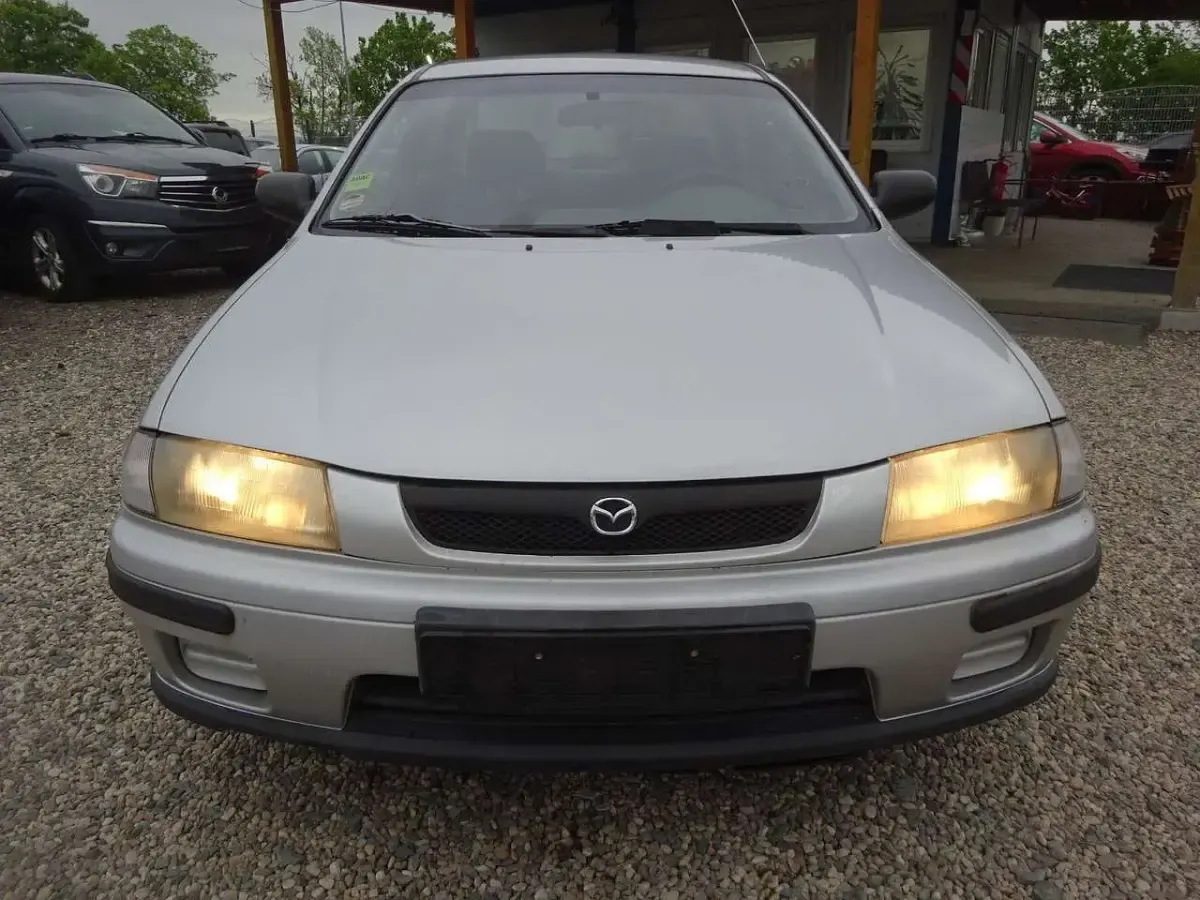 Gebraucht Mazda 323F 88 PS (64 kW) 1998 Grau Limousine