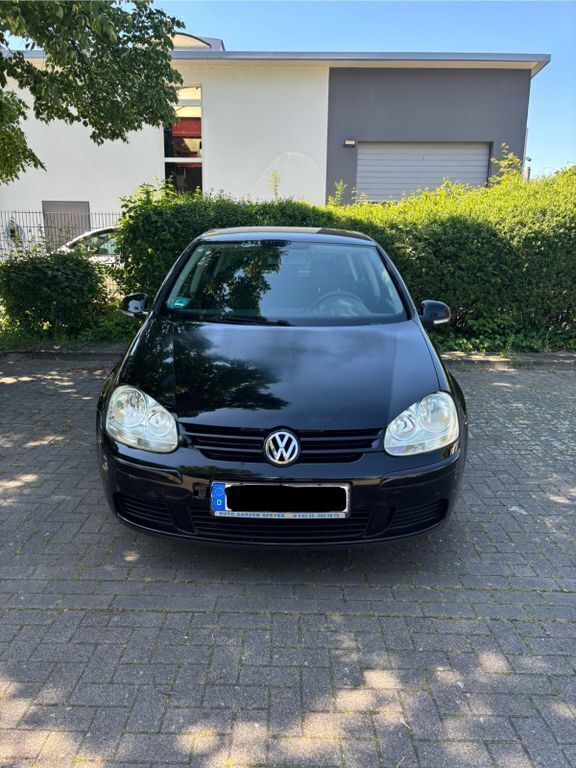 Schwarz Gebraucht 2005 VW Golf V Limousine | 1.800 € (Guter Preis) - Bild 1/4