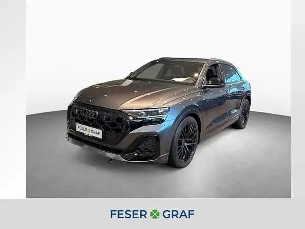 Daytonagrau perleffekt Neu 2025 Audi Q8 Ambiente SUV | 102.490 € - Bild 1/4