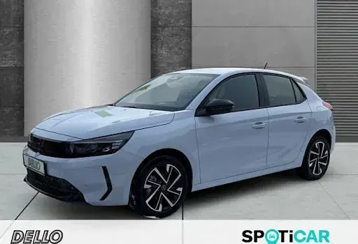 Używany Opel Corsa 110 KM (80 kW) 2025 Hatchback