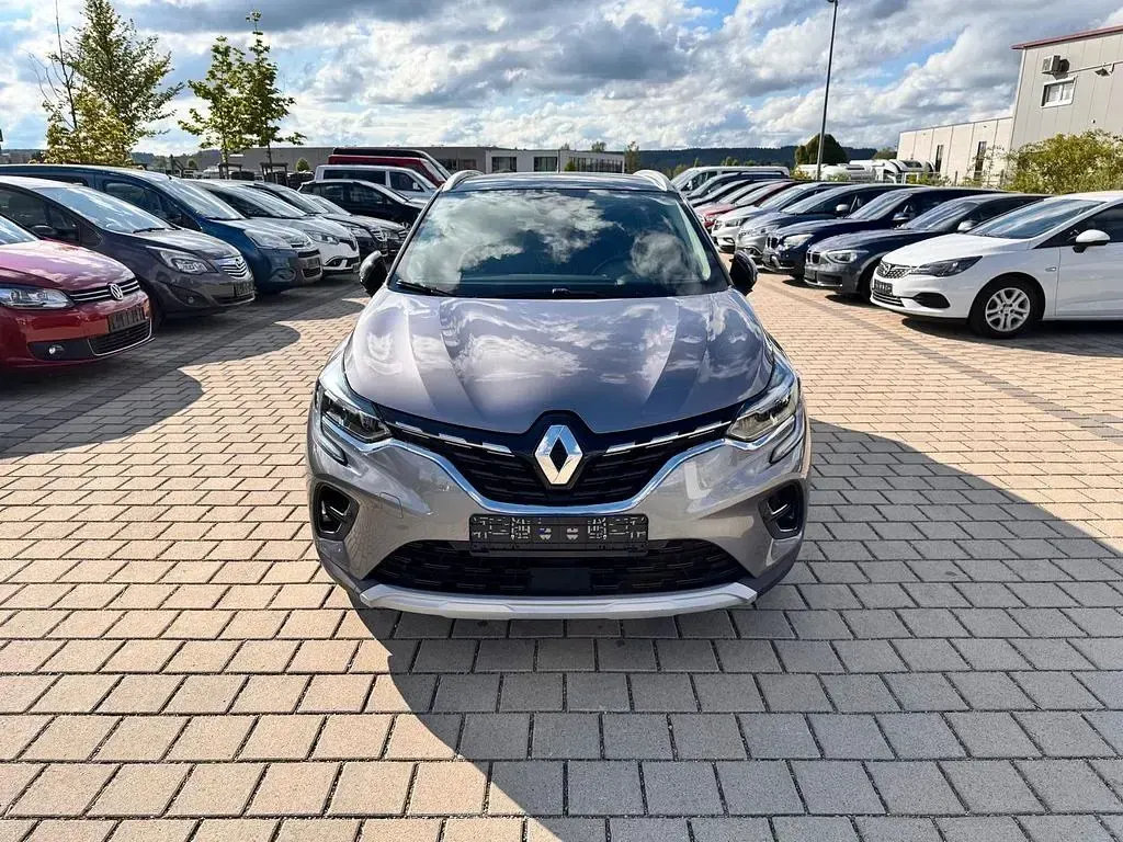 Gebraucht Renault Captur Intens 140 PS (102 kW) 2022 Grau SUV