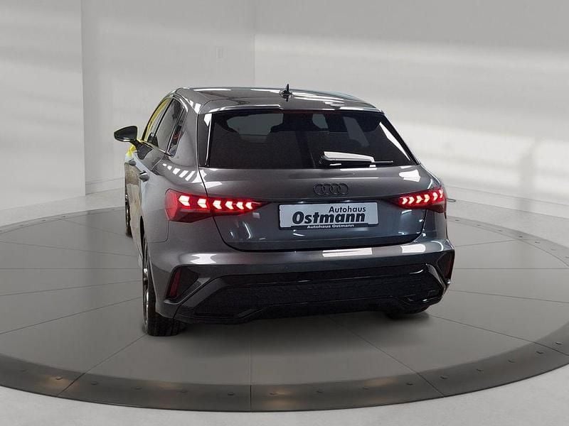 Gebraucht Audi A3 S-Line 150 PS (110 kW) 2026 Daytonagrau perleffekt Limousine
