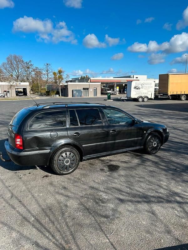Gebraucht Skoda Octavia 150 PS (110 kW) 2002 Schwarz Kombi