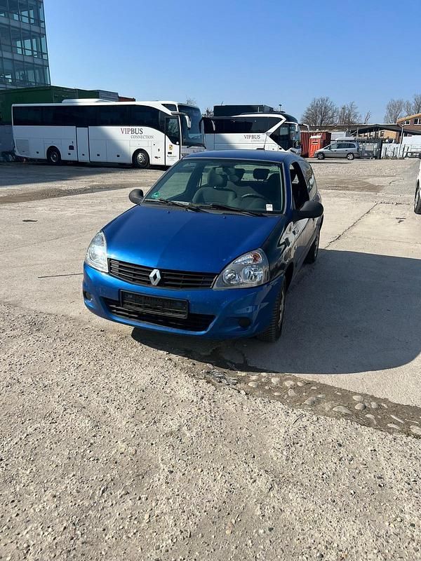 Gebraucht Renault Clio II 58 PS (42 kW) 2010 Blau Kleinwagen