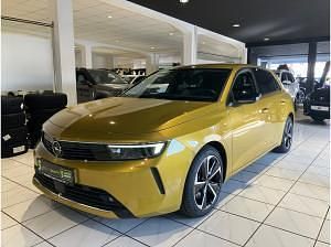 Gebraucht Opel Astra 181 PS (133 kW) 2021 Chili rot/kardio rot Limousine