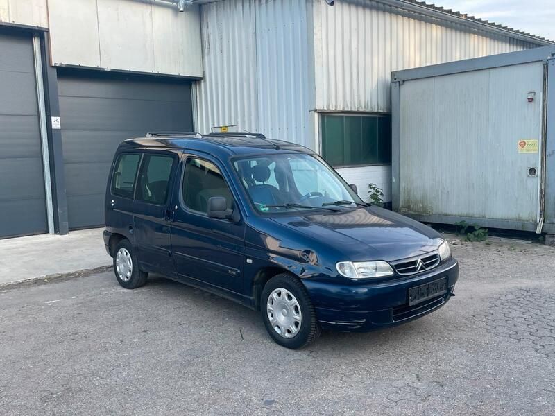 Blau Gebraucht 2001 Citroën Berlingo Van / Kleinbus | 950 € (Superpreis) - Bild 1/4