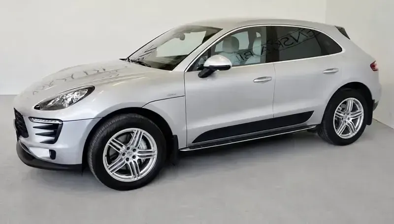 Gebraucht Porsche Macan 258 PS (189 kW) 2016 Rhodiumsilber SUV