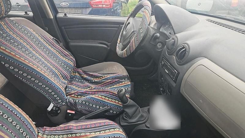 Gebraucht Dacia Sandero 69 PS (50 kW) 2009 Limousine