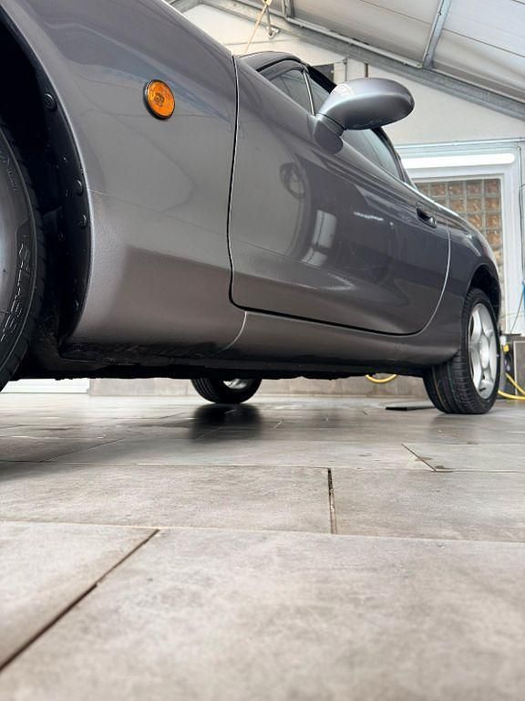 Gebraucht Mazda MX5 110 PS (80 kW) 2002 Grau Cabrio