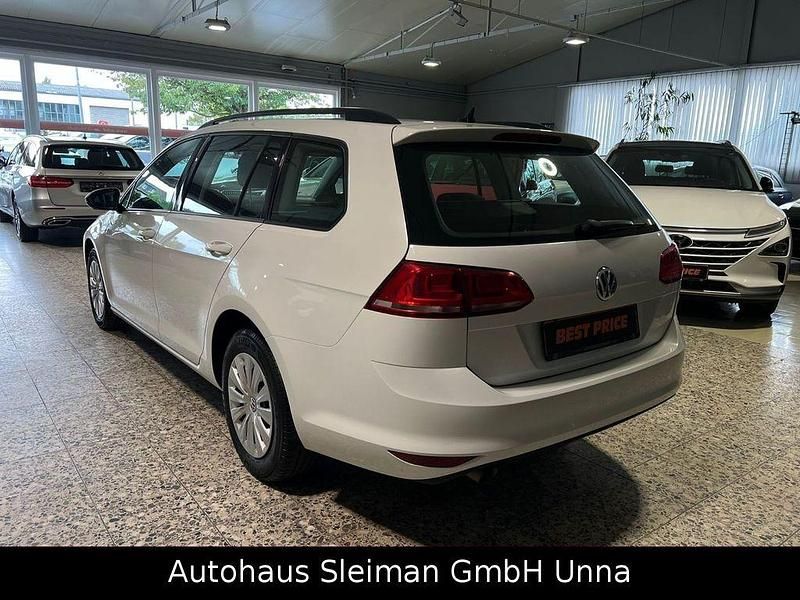 Second-hand VW Golf VII Trendline 110 CP (80 kW) 2015 Alb Break