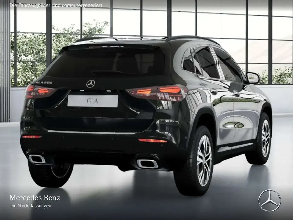 Gebraucht Mercedes GLA200 AMG 163 PS (119 kW) 2026 Grau SUV